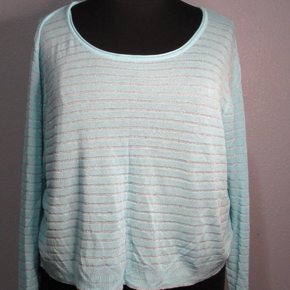 Cropped Sliver Striped Sweater
